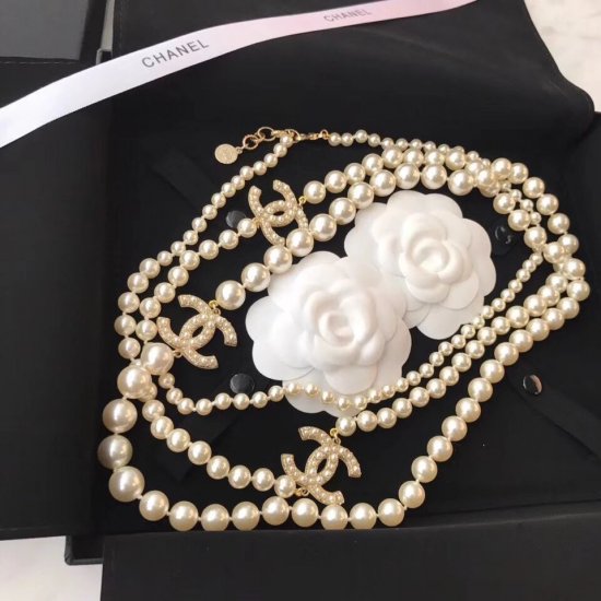 Chanel White Diamond Pearl Necklace Replica #12