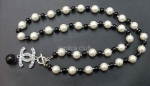 Chanel Blanco / Diamante Negro Replica collar de perlas