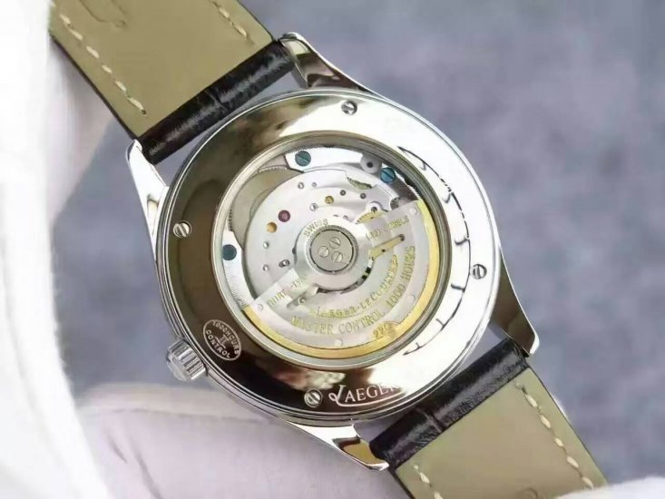 トウゾクカモメルコルトマスターコントロール。スイス時計のレプリカ Q1548420