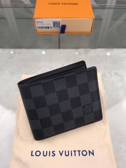 Louis Vuitton N62663