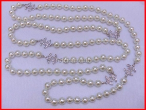Chanel Diamond White Pearl Necklace Replica #1