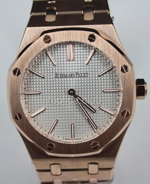 Audemars Piguet Royal Oak Replica Watch #3